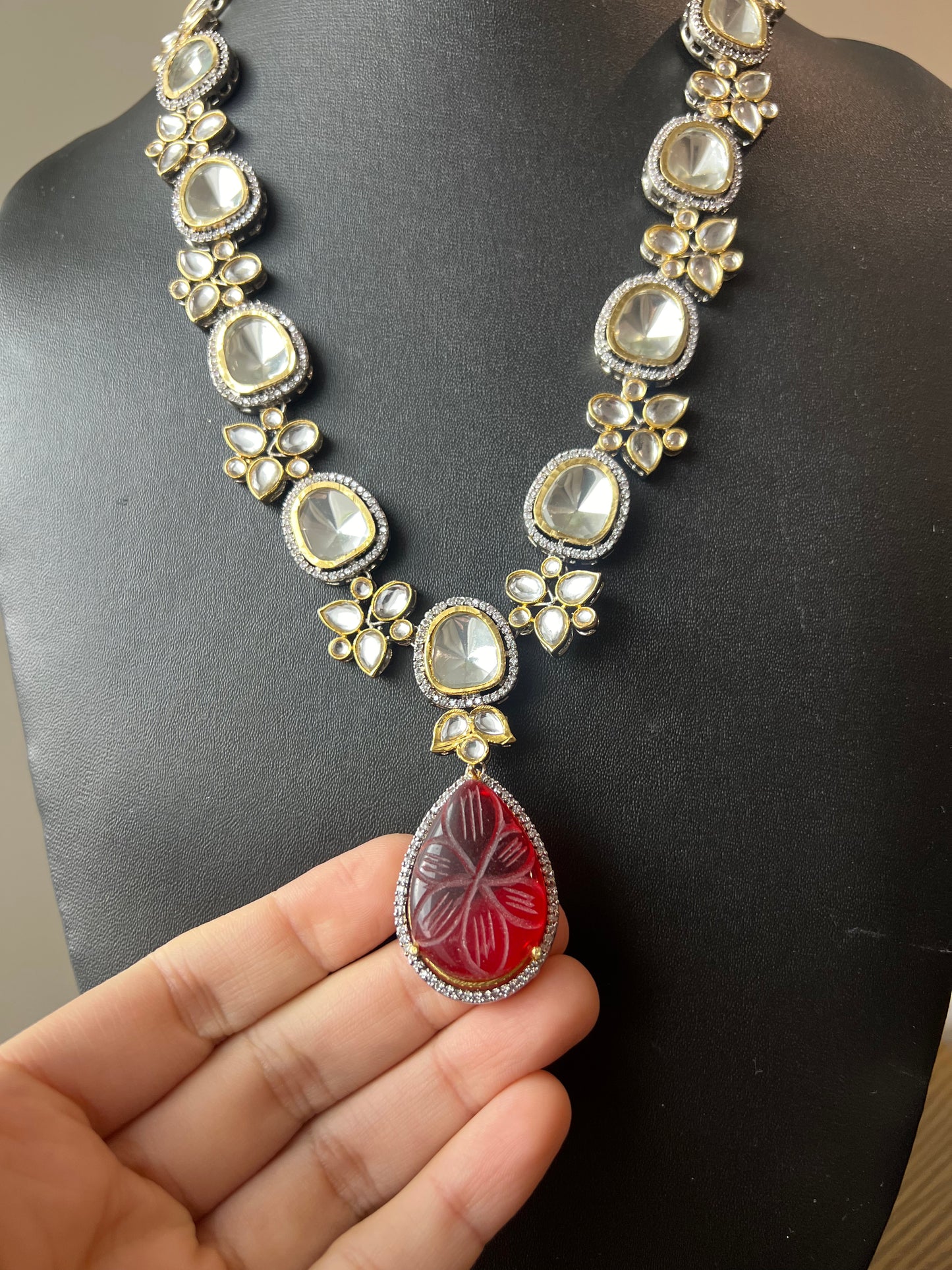 Ruby Uncut Kundan