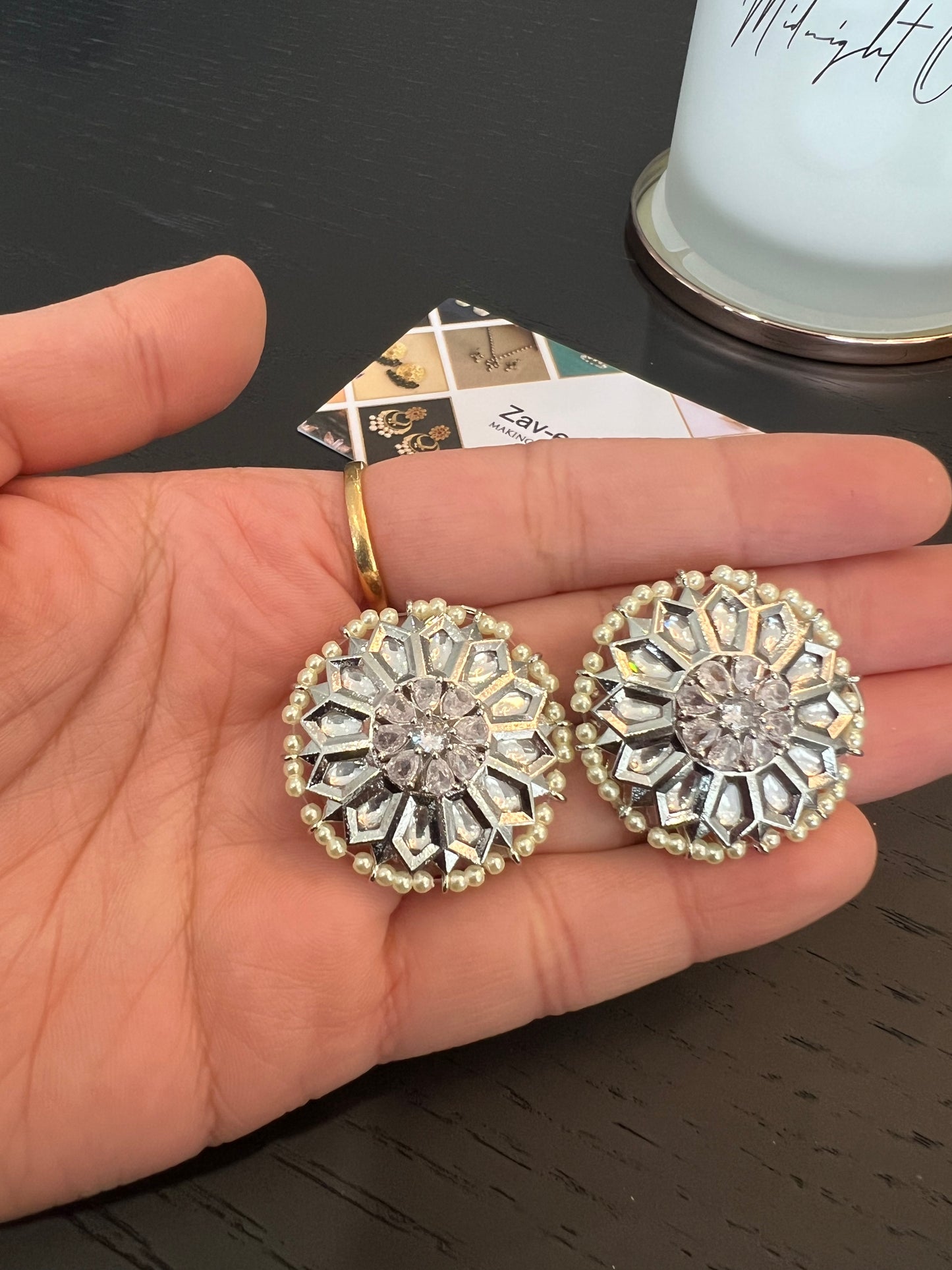 Silver kundan studs